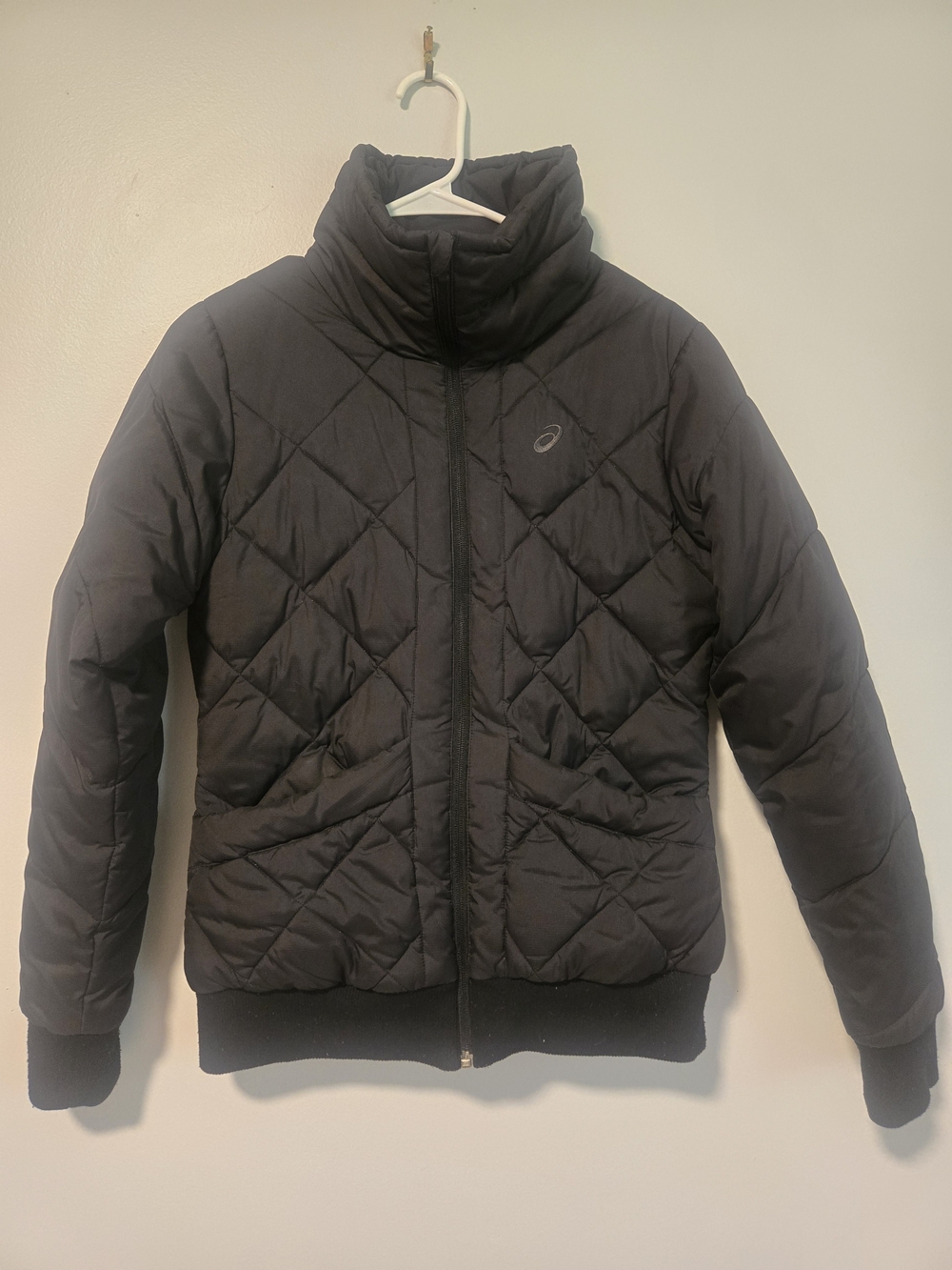 Asics Women's Black Quilted Puffer Jacket